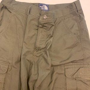 North Face Shorts SIZE 36
